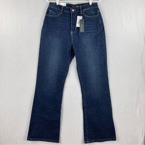 Black Tape Women’s Blue Denim Jeans Size 29 Relaxed Flare Leg Stretch NWT